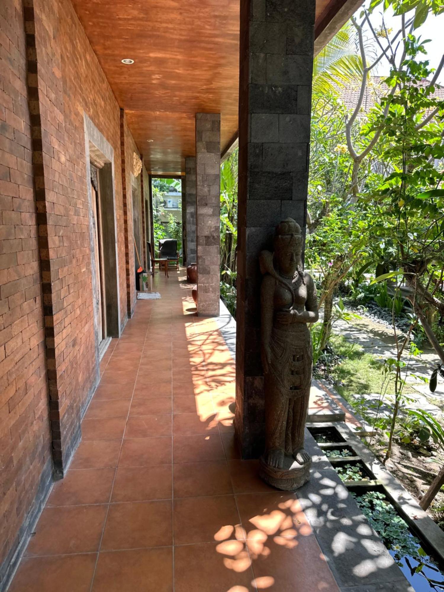 Diuma Residence Yoga Meditation Retreat And Healing Center Санур Экстерьер фото